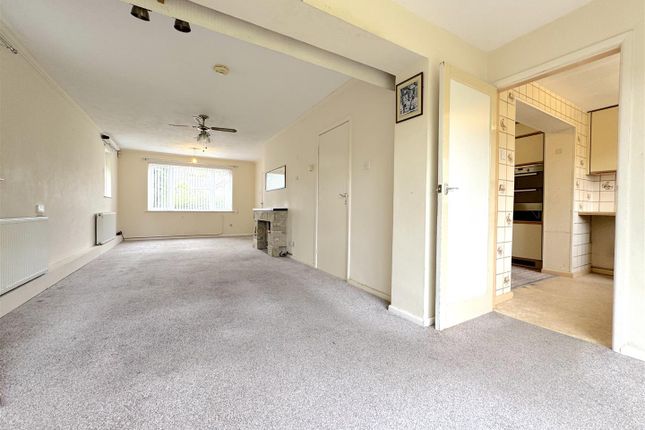 6, Blenheim Road, Weymouth photo 3