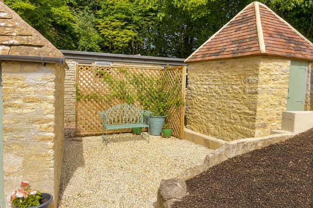 4 Trull Cottages,, Trull, Gloucestershire photo 4