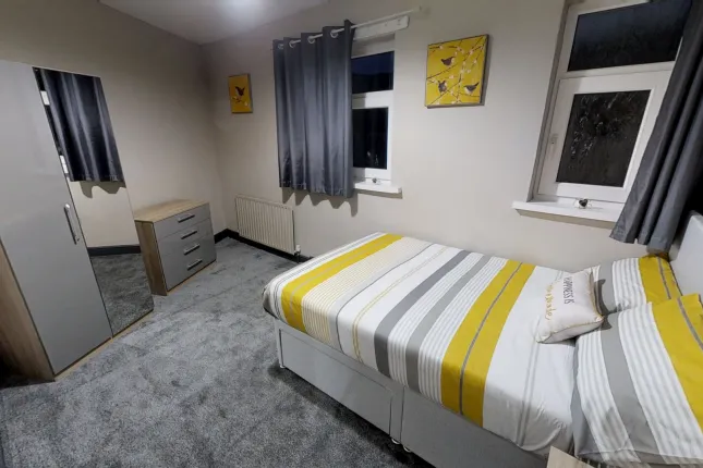 Room 2 Picture