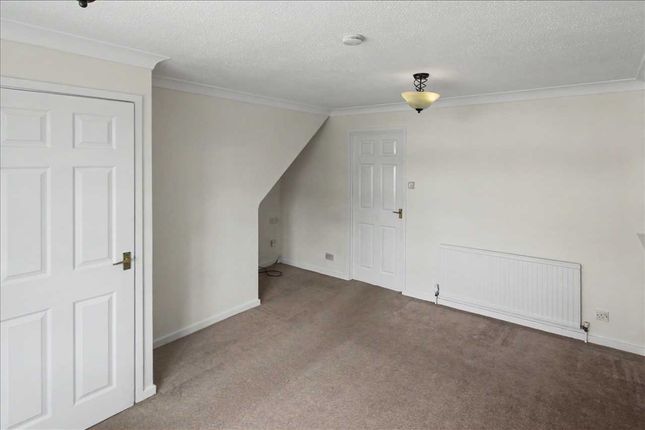 22, Larch Crescent, Nottingham photo 3