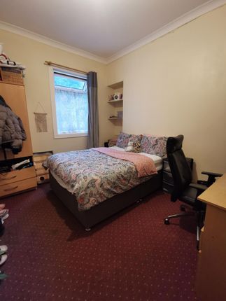 Property to rent in Willows Place, City Centre, Swansea