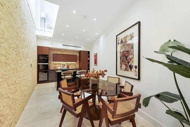 1, Lexham Mews, London photo 4