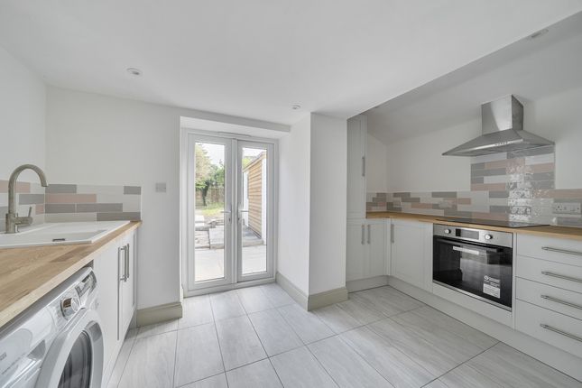 21, Shurnhold, Melksham photo 2