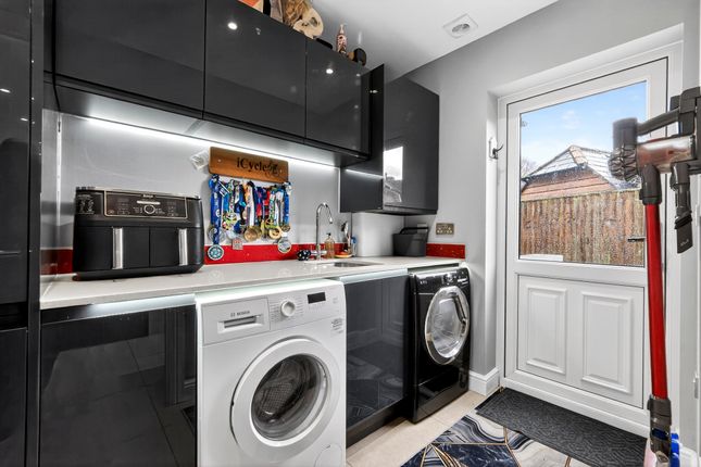 3, Hebditch Close, Newton Abbot photo 4