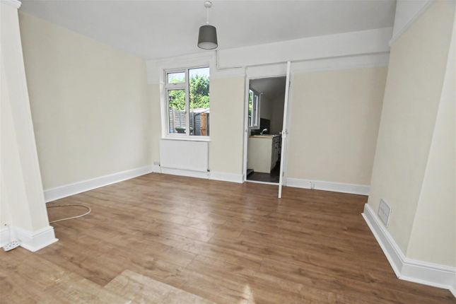 Sproughton Road, Ipswich photo 3