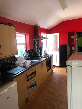 Thumbnail Flat to rent in Abbey Road, Bearwood