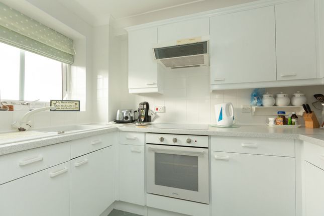 Flat for sale in Rowena Road, Palm Court Rowena Road