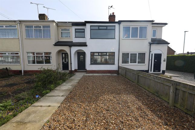 Thumbnail Terraced house for sale in Manor Road, Hull