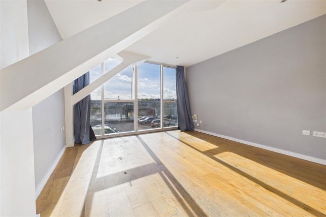 310 Airpoint, Skypark Road, Bristol photo 2