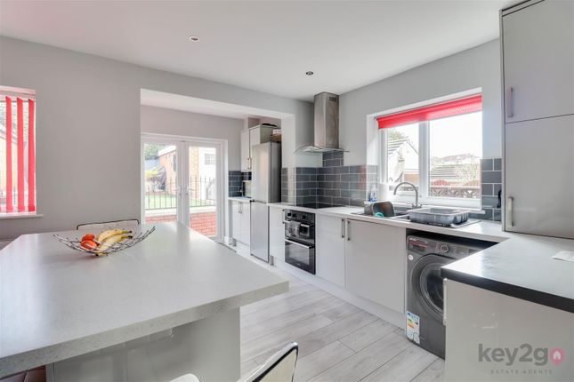 10, Camdale View, Sheffield photo 3