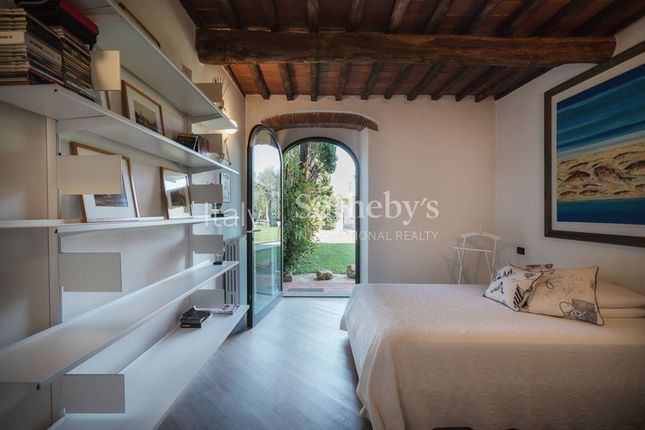 Villa for sale in Via Arginello, Pietrasanta, Toscana