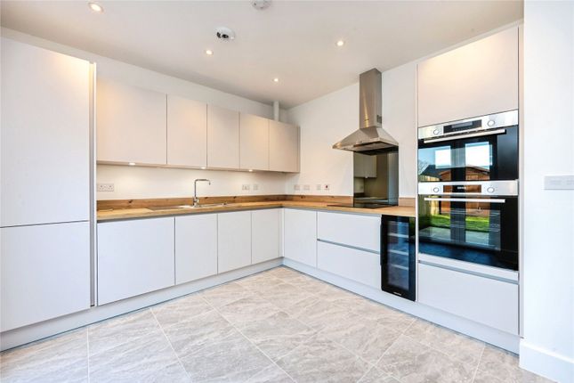 * * Plot 13 - The Abbot,, Weavers Grange, Bozeat photo 4