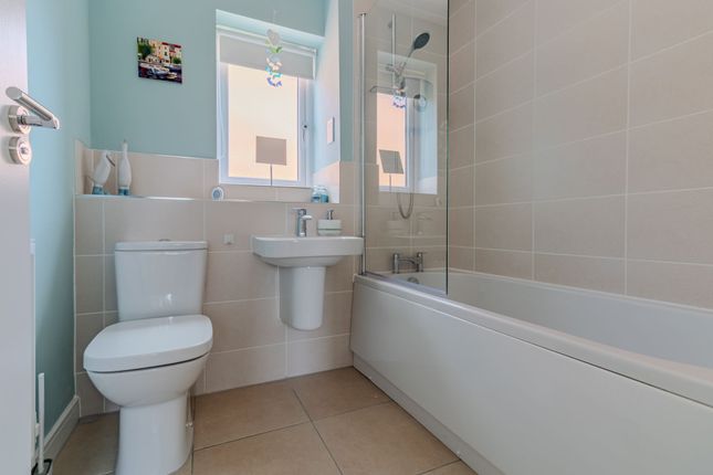 4 Sigrist Road, Leicester photo 4