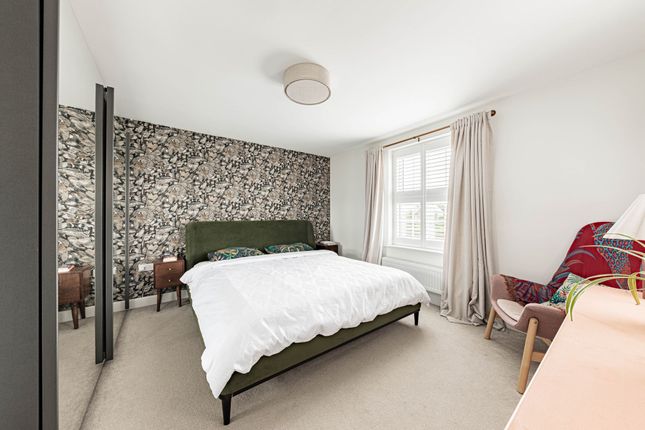 11 Jupiter Grove, Faversham photo 4