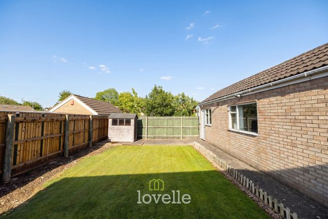 36 Holton Mount, Grimsby photo 3