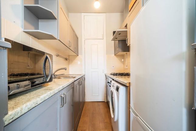 Flat F, 24, Lakeside Road, London photo 4
