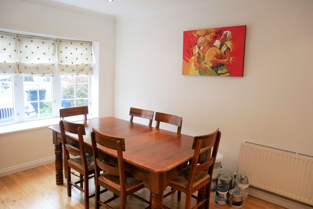 Betham Road, Greenford photo 4
