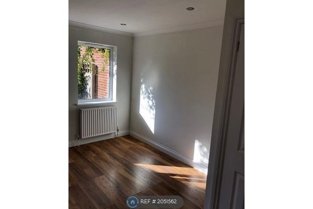 Thumbnail Terraced house to rent in Willowhayne Drive, Walton-On-Thames