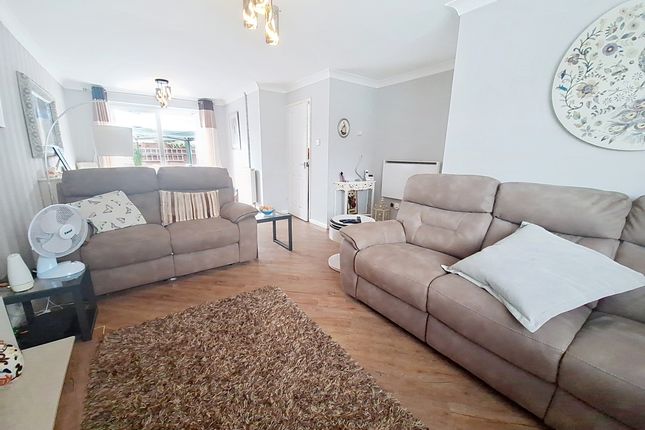 21 St. Benets Grove, King's Lynn photo 3