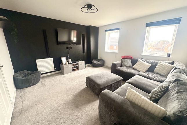 9, Park Court, Yeovil photo 2