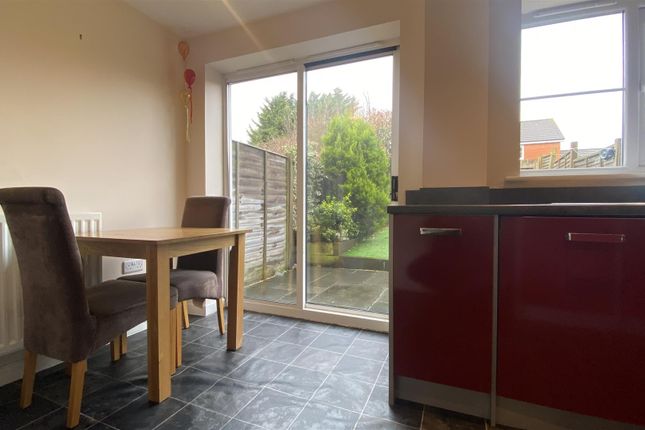 39, St. Lucia Crescent, Bristol photo 5