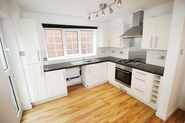 Churchfield Croft, Leeds photo 5
