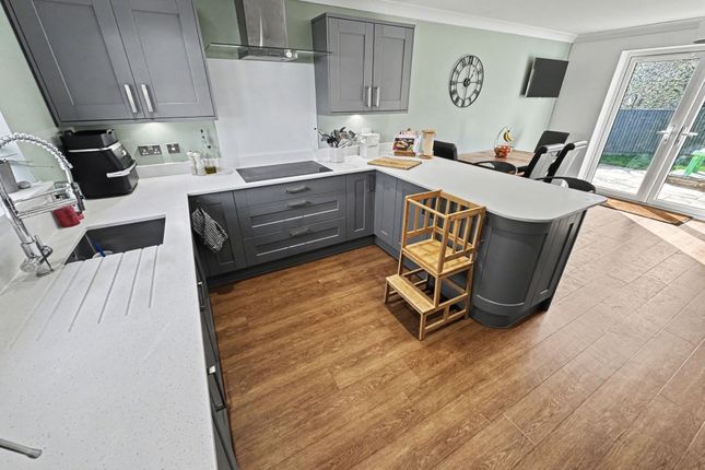 8 Quarryman Close, Tiverton photo 2