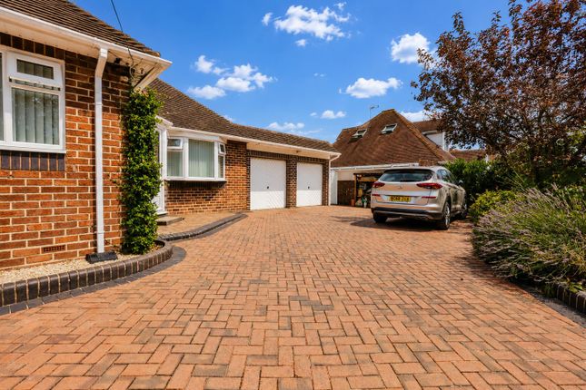 Pendene, Penstone Lane, Lower Penn photo 2
