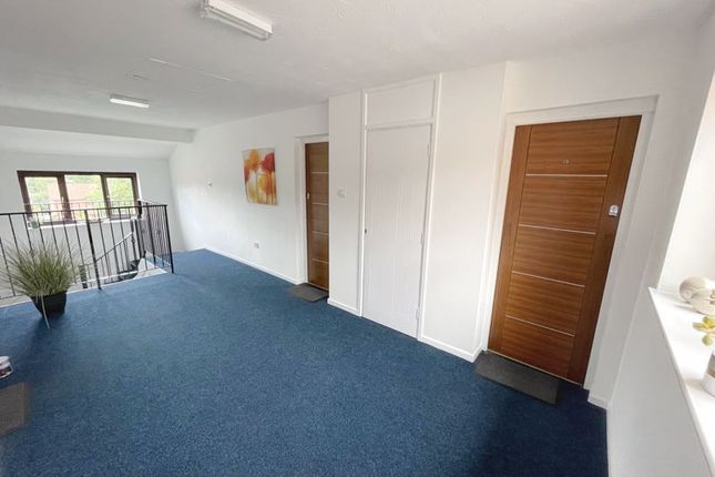 Communal First Floor Landing