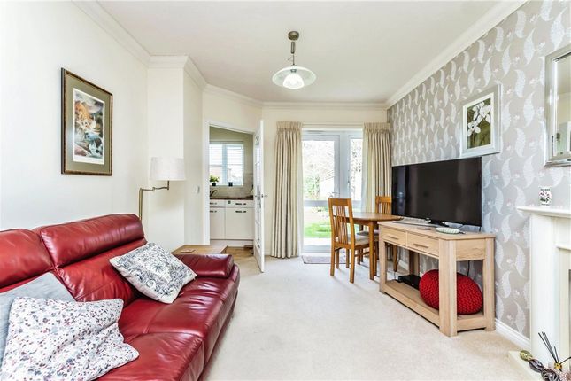 Apartment 11, Greenacres Lodge, 287, Limpsfield Road, Surrey photo 2