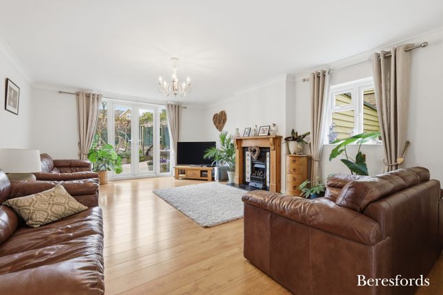 2, Spital Road, Essex photo 2
