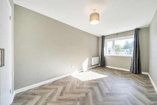44 Seychelle Court, 24, Foxgrove Road, Beckenham photo 4