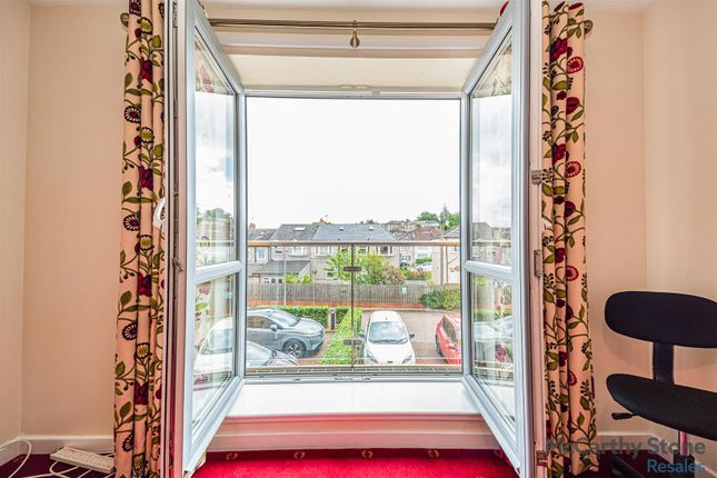 4 The Fairways, 823 Clarkston Road, Glasgow photo 4