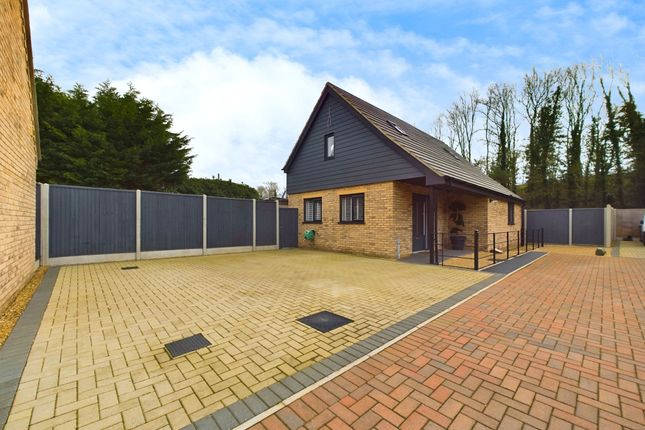 Detached house to rent in Rolls Court, Alwalton
