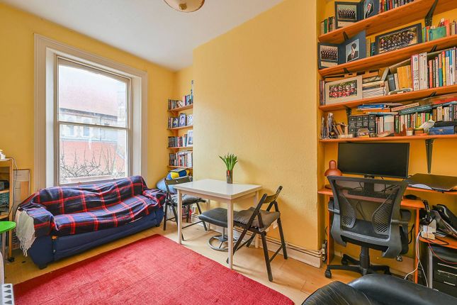 Flat for sale in Minford Gardens, Brook Green, London