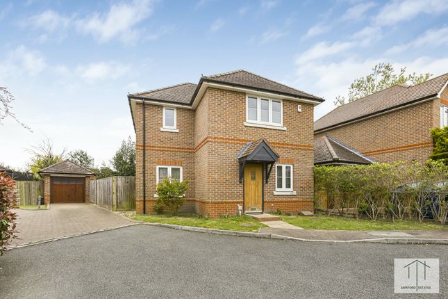 Detached house to rent in Farmers Place, Gerrards Cross