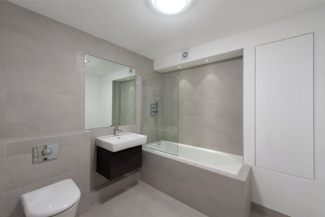 Flat B, 87, Albany Street, London photo 4