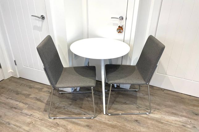 Flat 5, 300 Kings Road, Reading photo 3