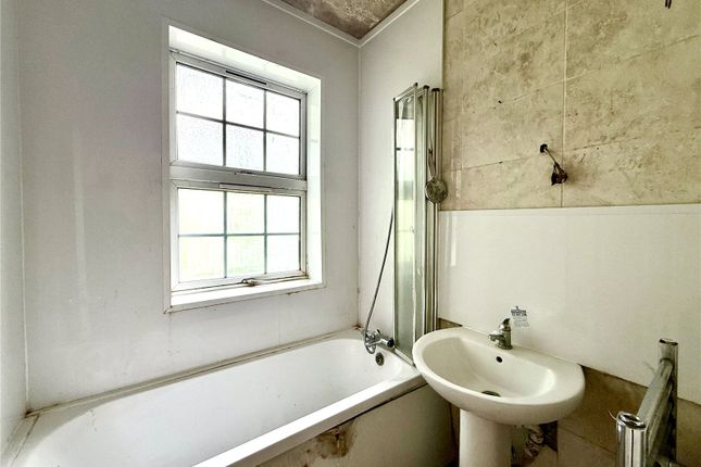 25, Burlington Lane, London photo 4