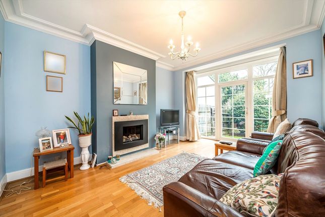 10, Montrose Avenue, Twickenham photo 2