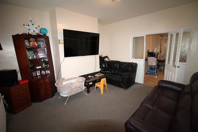 46, Queen Street, Birtley photo 5
