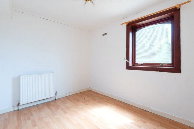 8, Elmwood Road, Leven photo 4