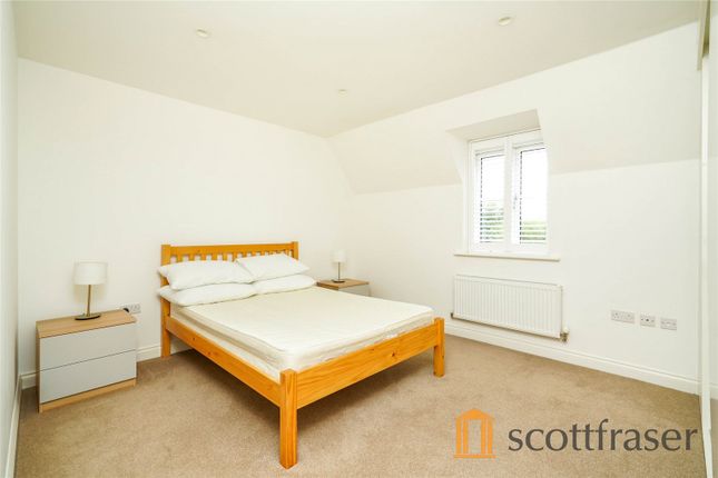 10 Willowbank,, Witney, Oxfordshire photo 4