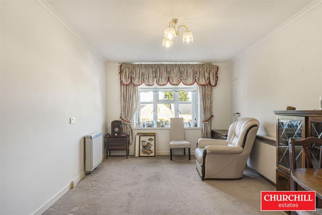 21, Westleigh Court, Wanstead photo 3