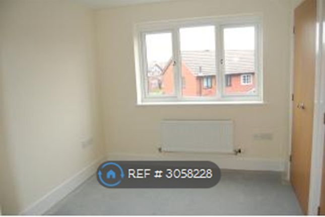 Cornmill Drive, Farnworth, Bolton photo 5