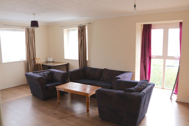 Shared accommodation to rent in Meachen Road, Colchester