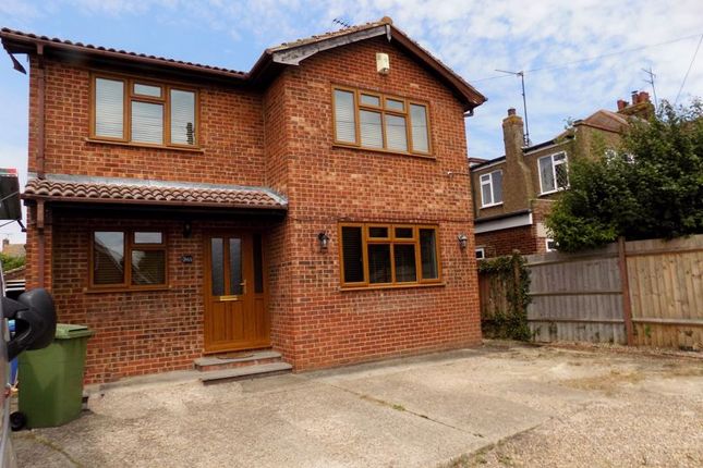 Thumbnail Detached house to rent in Minster Road, Minster On Sea, Sheerness
