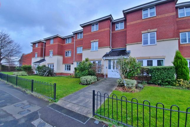 Thumbnail Flat to rent in Knowsley Road, St. Helens
