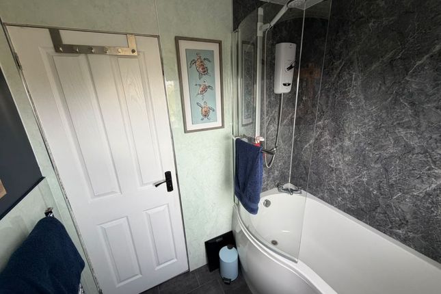 Sheddocksley Drive, Aberdeen photo 5