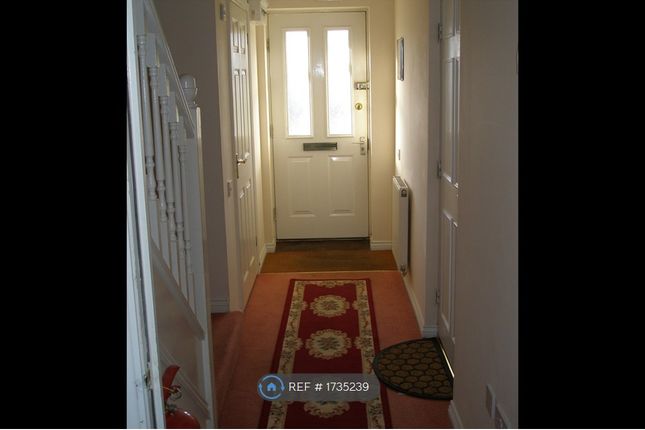 Marsh Farm Lane, Swindon photo 2